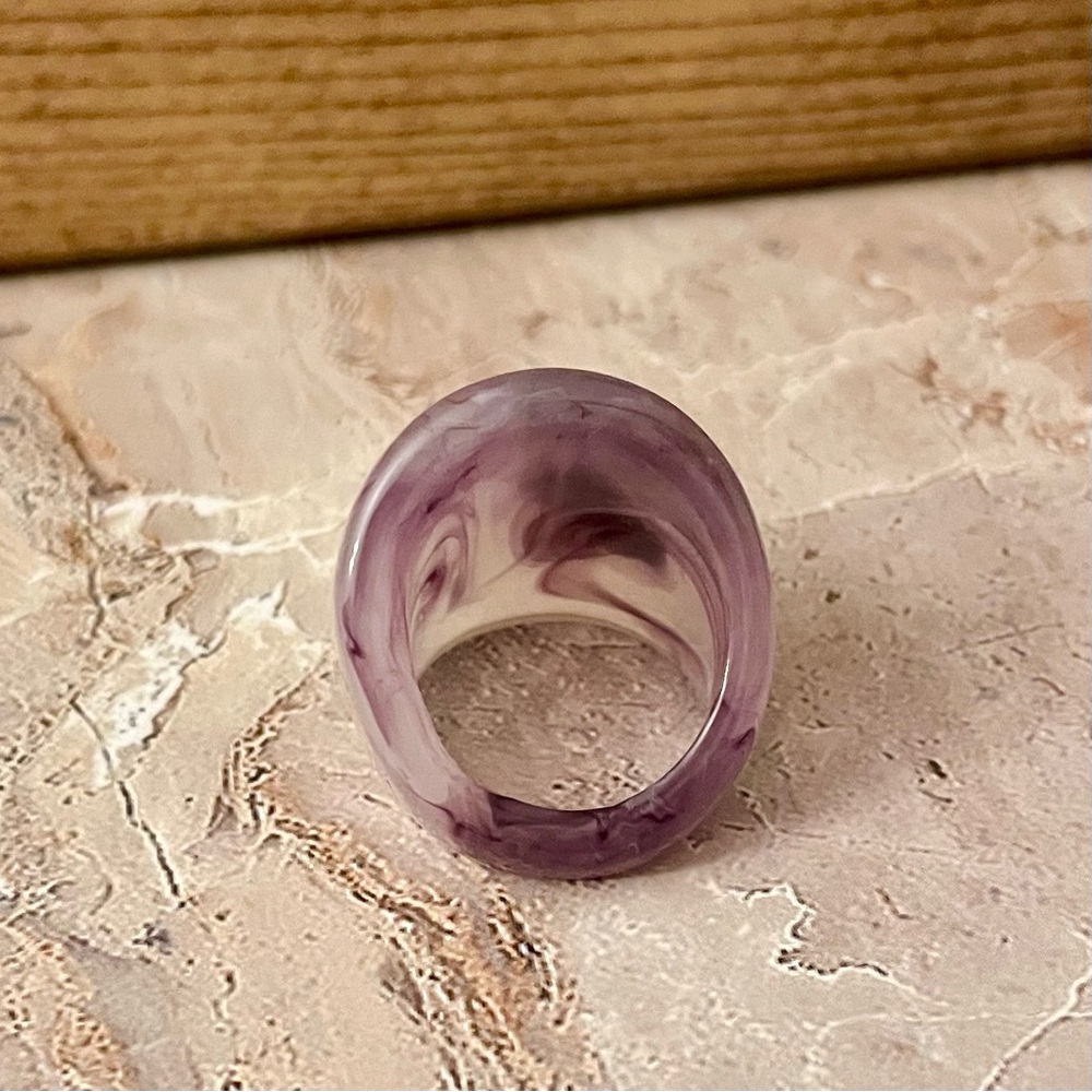 Lavender Purple Swirl Dome Ring, Metal Free Size 8 - Picture 4 of 9